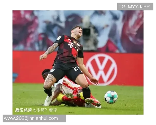 法尔克透露拜仁关注费耶诺德右后卫雷德或成博伊替代人选