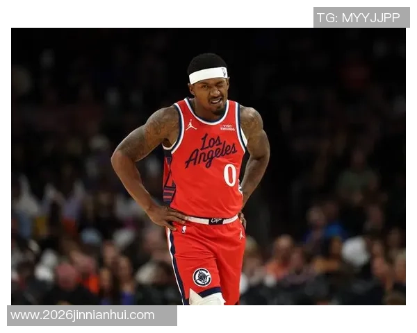 比尔在场快船防守效率惨淡联盟垫底引发热议