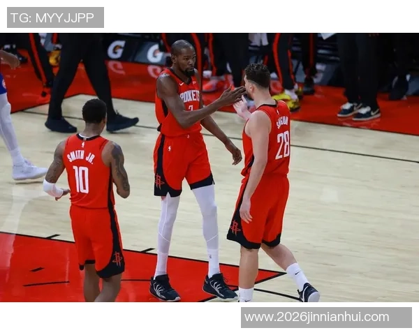 独行侠与爵士对决裁判报告揭示一次争议判罚弗拉格成功防守遭误判