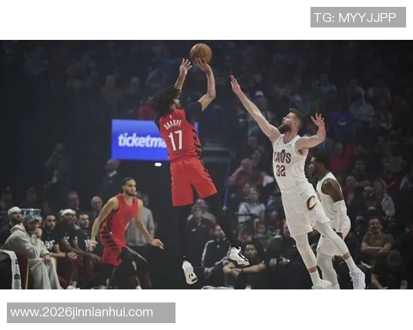 阿特金森生涯最佳表现40分17篮板5助攻阿伦统治全场展现绝对实力